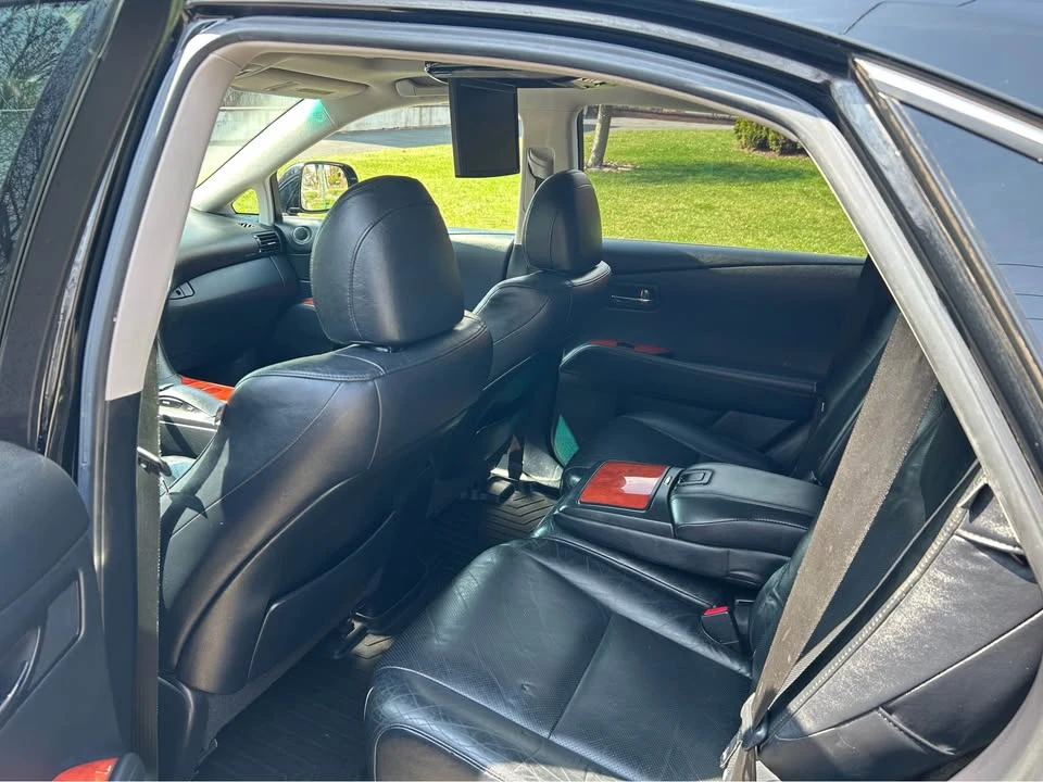 2010 Lexus RX 3rd Gen - Image 7 of 15