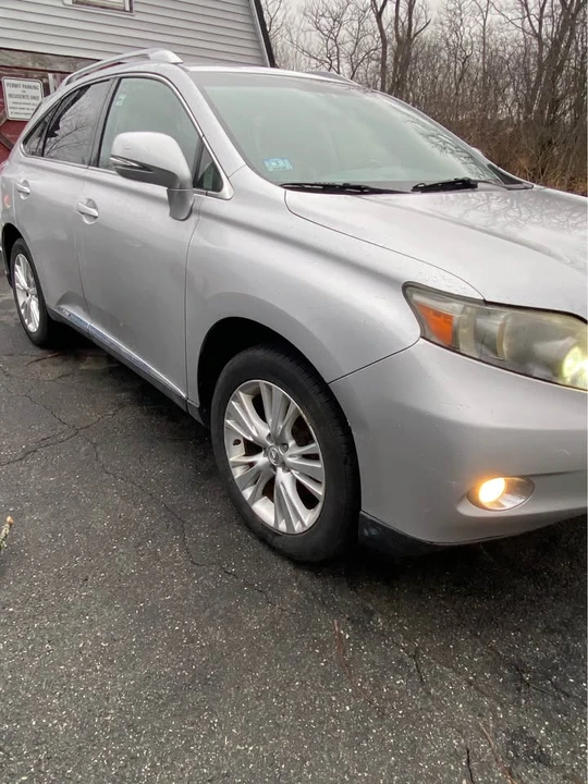 2010 Lexus RX 3rd Gen - Image 4 of 10