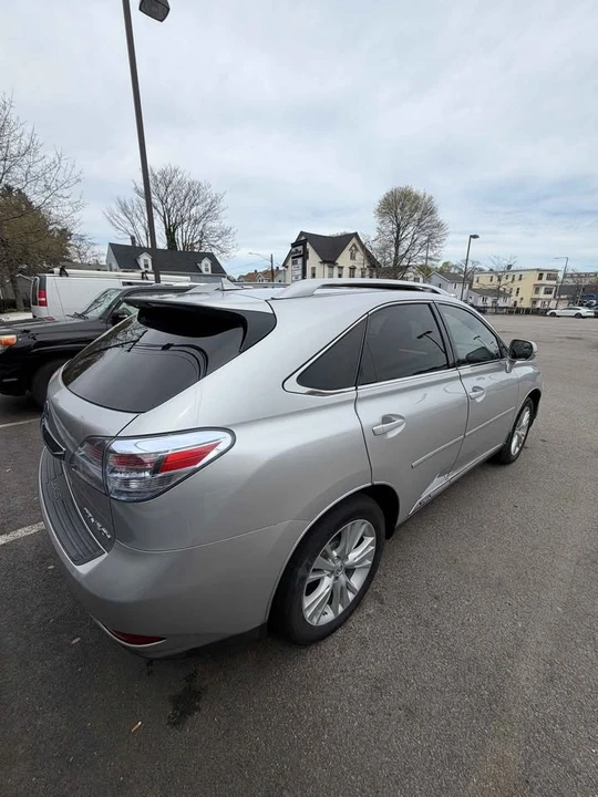 2010 Lexus RX 3rd Gen - Image 4 of 7