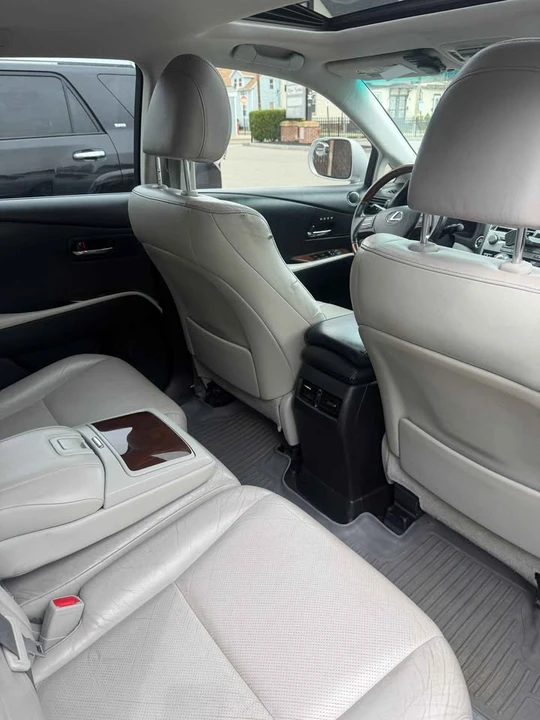 2010 Lexus RX 3rd Gen - Image 7 of 7