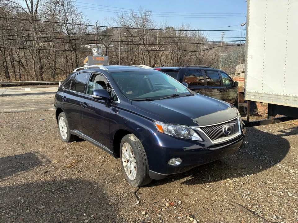 2010 Lexus RX 3rd Gen - Image 2 of 7