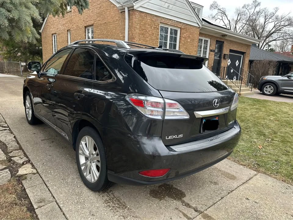 2010 Lexus RX 3rd Gen - Image 4 of 8