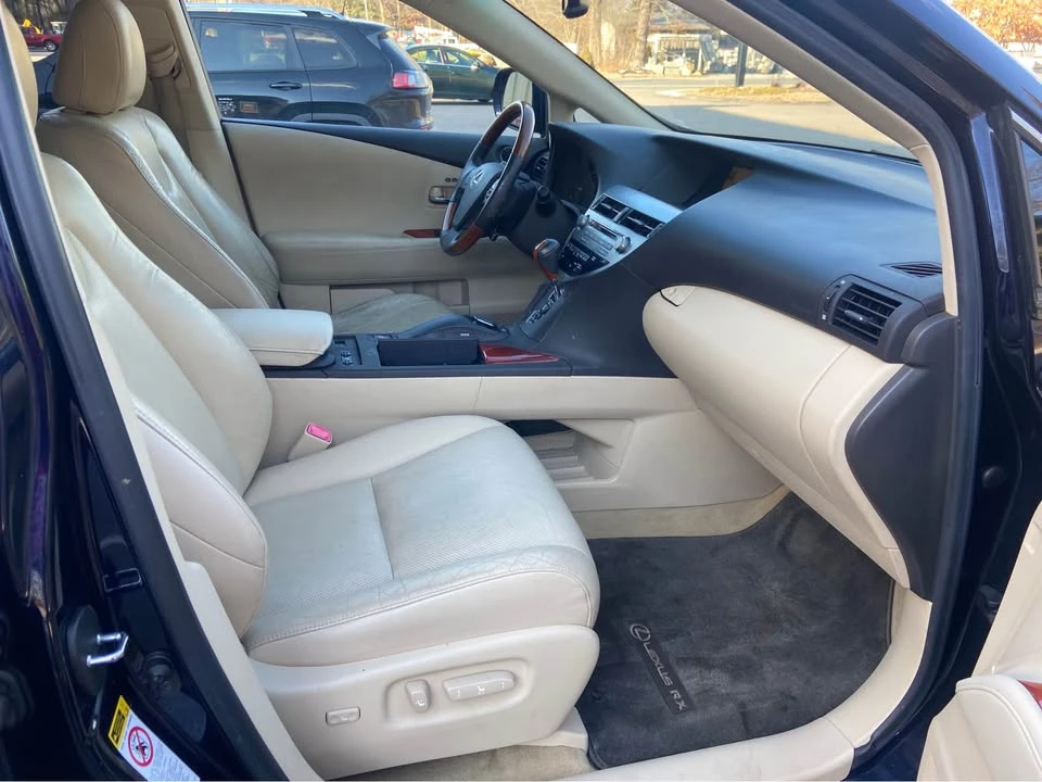 2010 Lexus RX 3rd Gen - Image 7 of 19