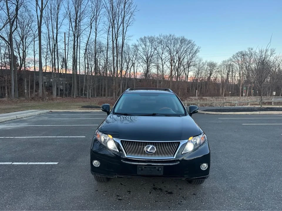 2010 Lexus RX 3rd Gen - Image 2 of 17