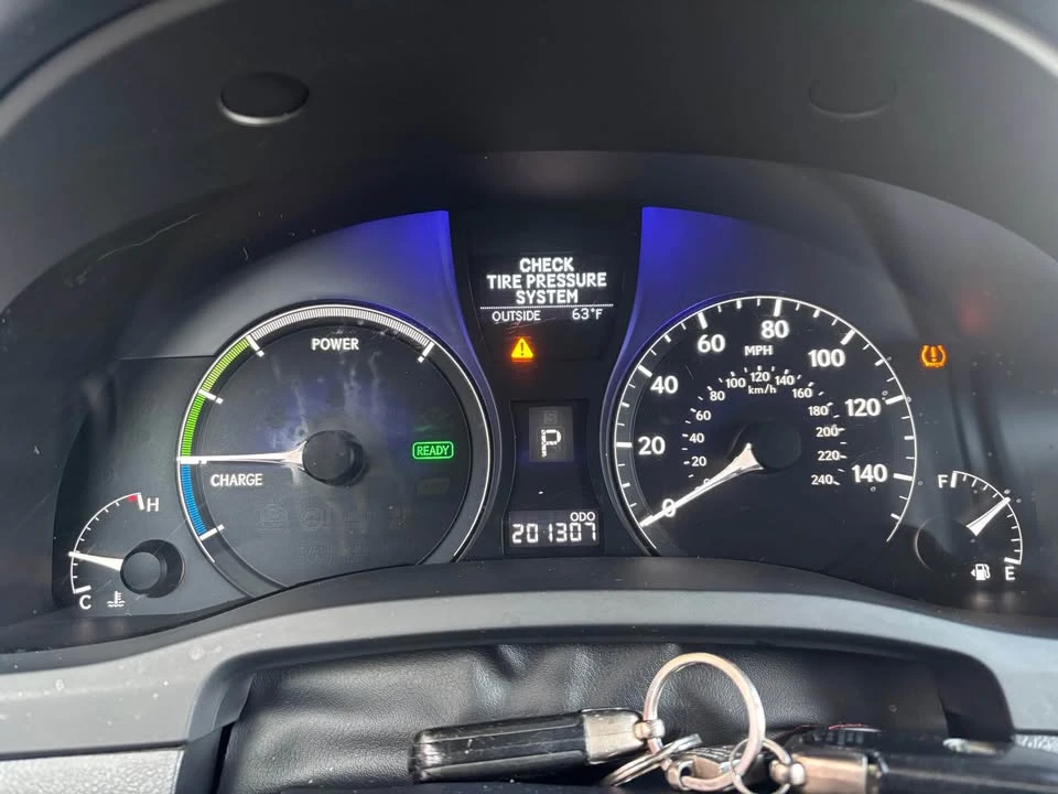 2010 Lexus RX 3rd Gen - Image 3 of 14