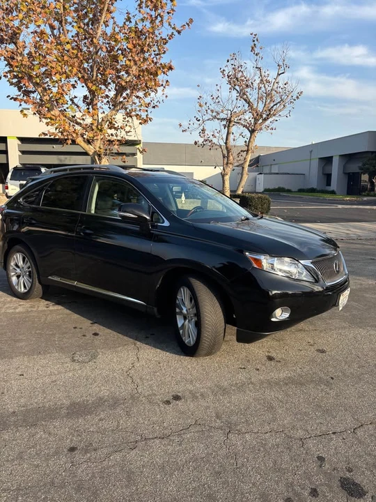 2010 Lexus RX 3rd Gen - Image 11 of 14
