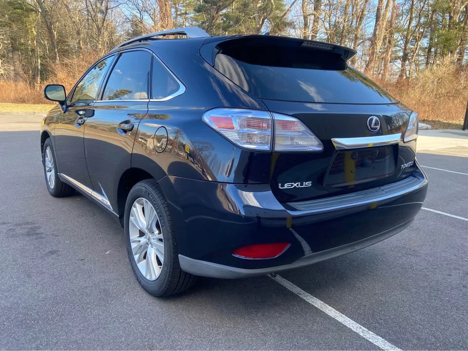 2010 Lexus RX 3rd Gen - Image 3 of 19