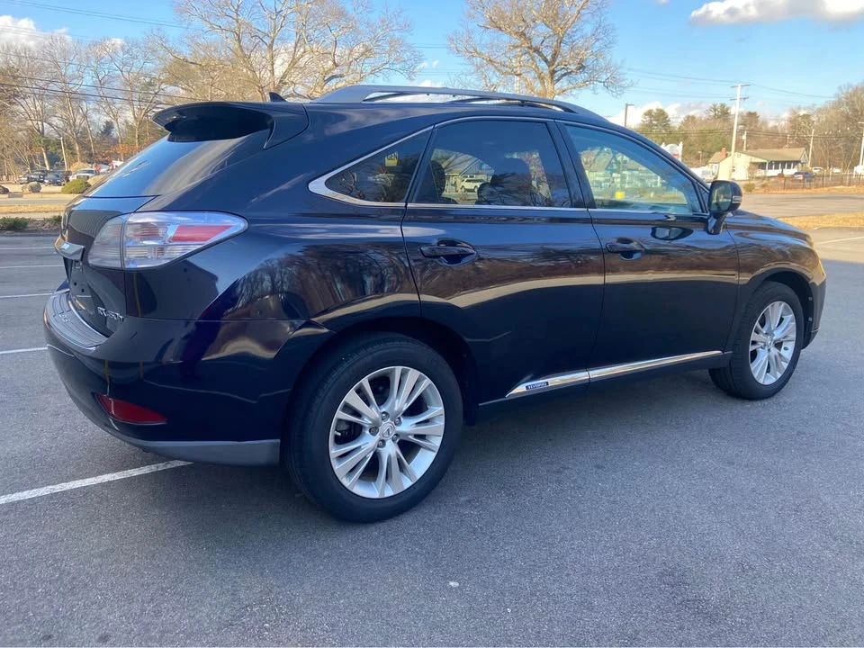 2010 Lexus RX 3rd Gen - Image 4 of 19