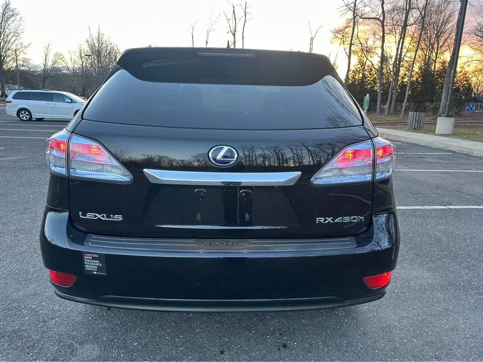 2010 Lexus RX 3rd Gen - Image 4 of 17
