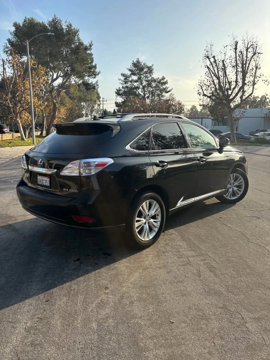 2010 Lexus RX 3rd Gen - Image 9 of 14