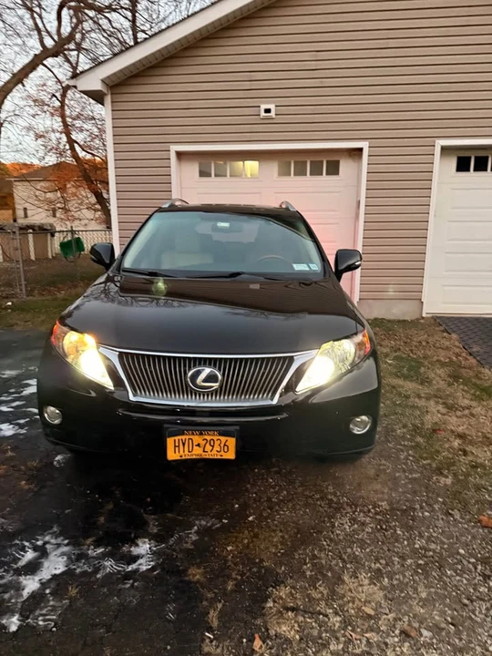 2010 Lexus RX 3rd Gen - Image 3 of 12