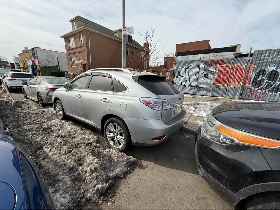 2010 Lexus RX 3rd Gen - Image 4 of 4