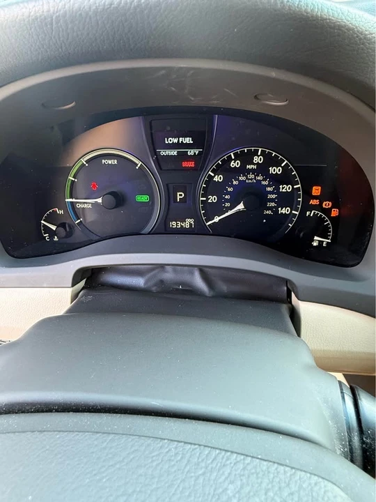 2010 Lexus RX 3rd Gen - Image 10 of 12