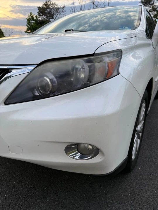 2010 Lexus RX 3rd Gen - Image 13 of 17