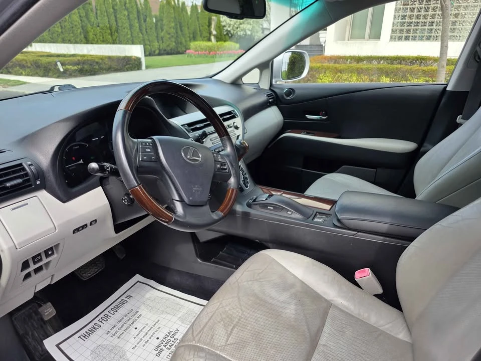 2010 Lexus RX 3rd Gen - Image 10 of 19