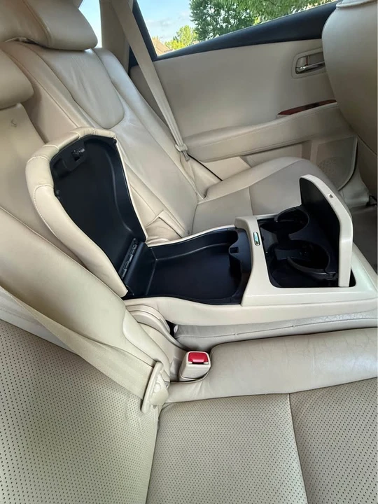 2010 Lexus RX 3rd Gen - Image 12 of 12