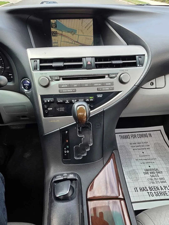 2010 Lexus RX 3rd Gen - Image 14 of 19