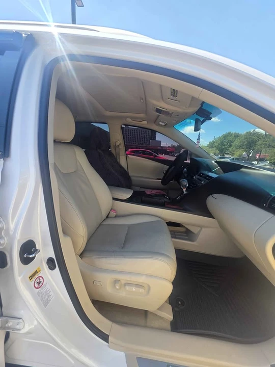 2010 Lexus RX 3rd Gen - Image 6 of 12