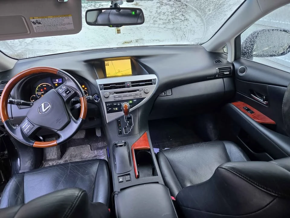 2010 Lexus RX 3rd Gen - Image 10 of 18
