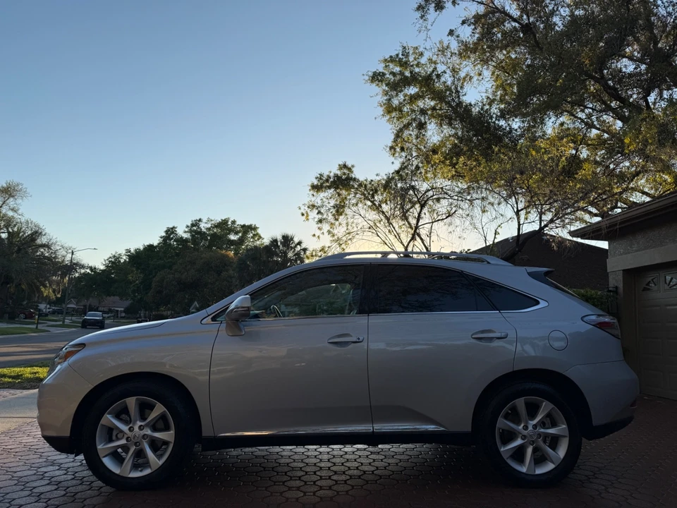 2010 Lexus RX 3rd Gen - Image 7 of 21