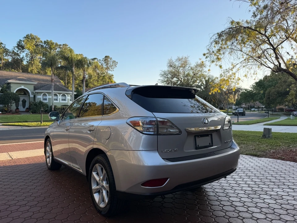 2010 Lexus RX 3rd Gen - Image 4 of 21