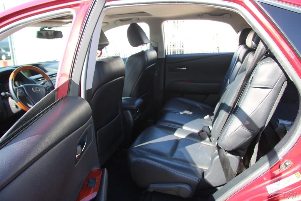 2010 Lexus RX 3rd Gen - Image 20 of 21