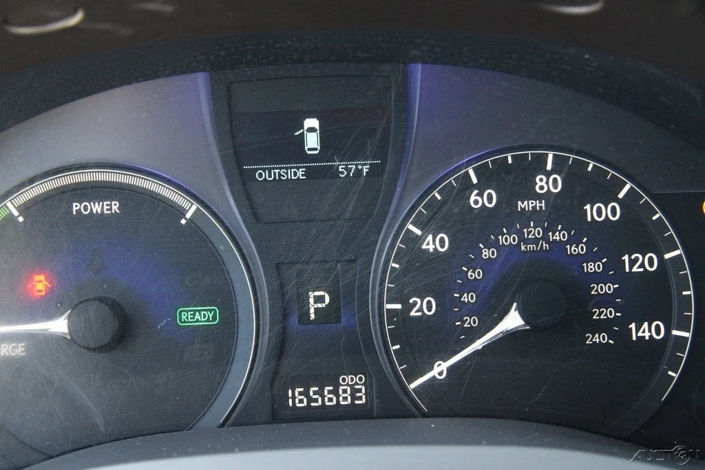 2010 Lexus RX 3rd Gen - Image 15 of 21