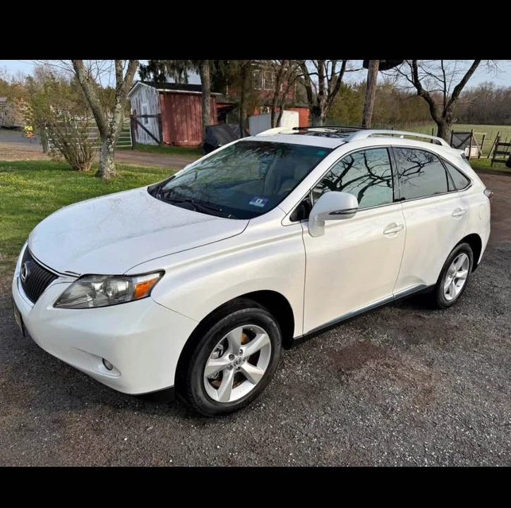 2010 Lexus RX 3rd Gen - Image 5 of 9