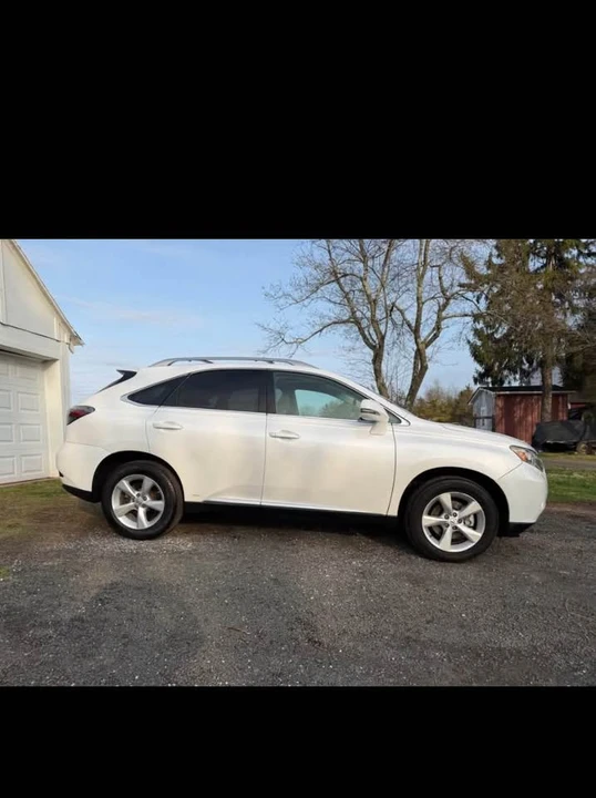 2010 Lexus RX 3rd Gen - Image 3 of 9