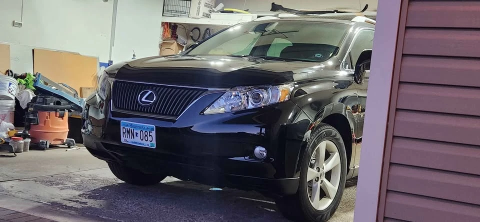 2010 Lexus RX 3rd Gen - Image 2 of 9