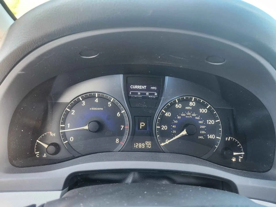 2010 Lexus RX 3rd Gen - Image 15 of 20