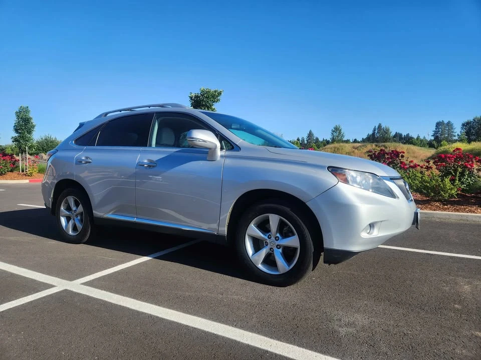 2010 Lexus RX 3rd Gen - Image 3 of 20