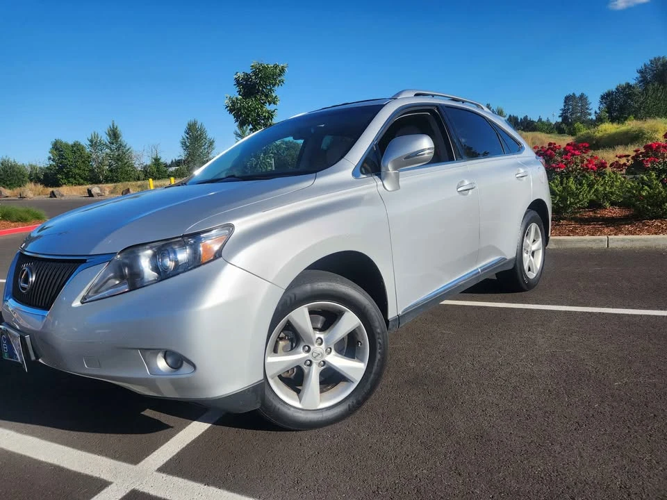 2010 Lexus RX 3rd Gen - Image 7 of 20