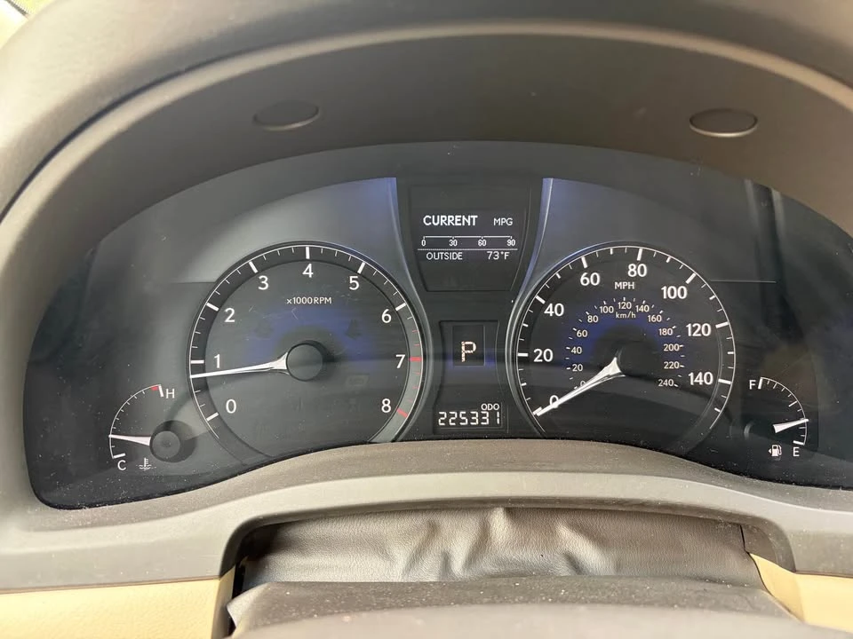 2010 Lexus RX 3rd Gen - Image 8 of 10