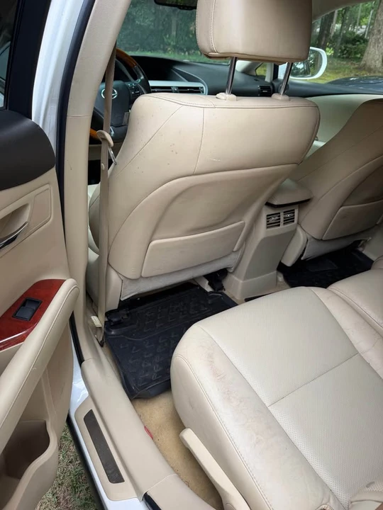 2010 Lexus RX 3rd Gen - Image 7 of 20