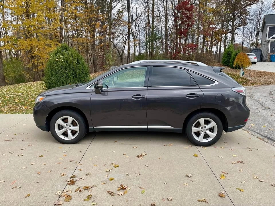 2010 Lexus RX 3rd Gen - Image 2 of 20