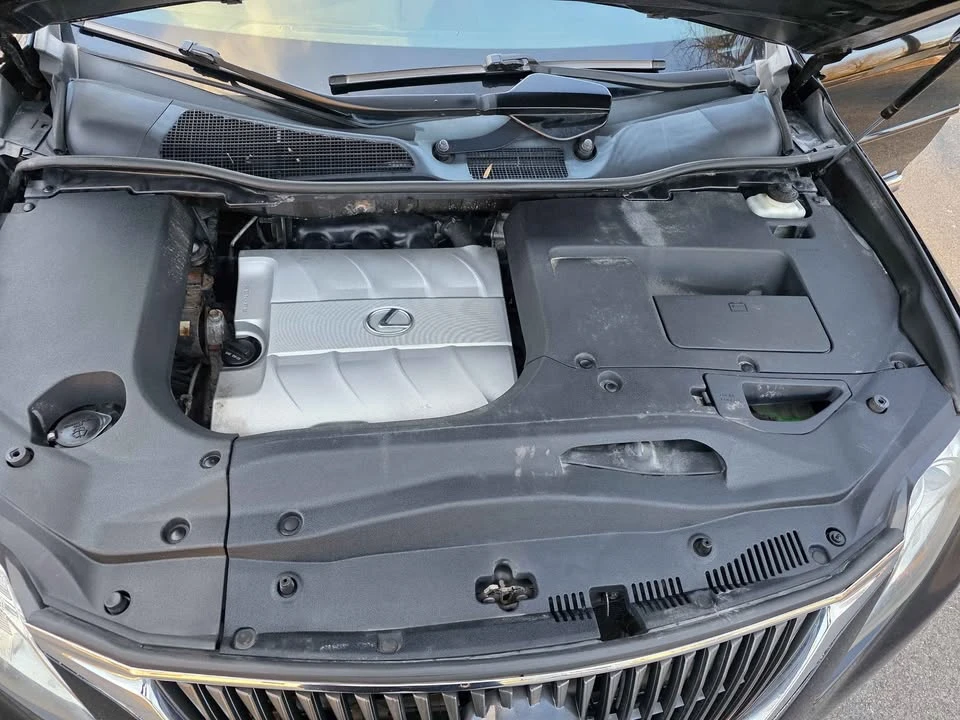 2010 Lexus RX 3rd Gen - Image 18 of 20