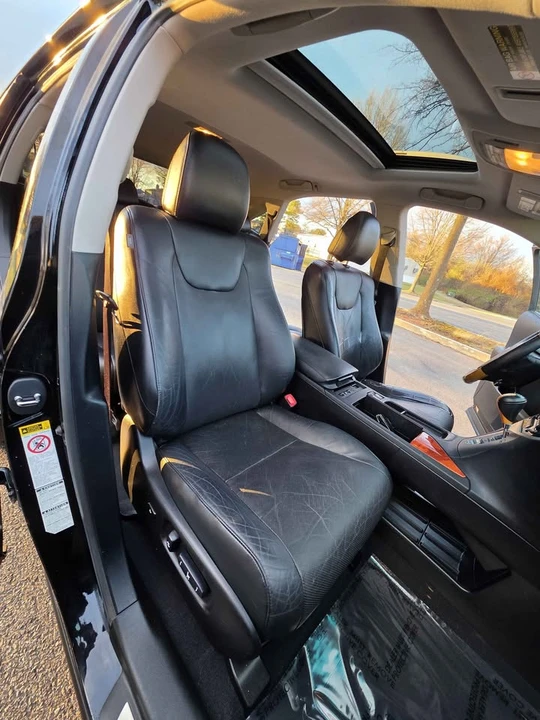 2010 Lexus RX 3rd Gen - Image 10 of 20