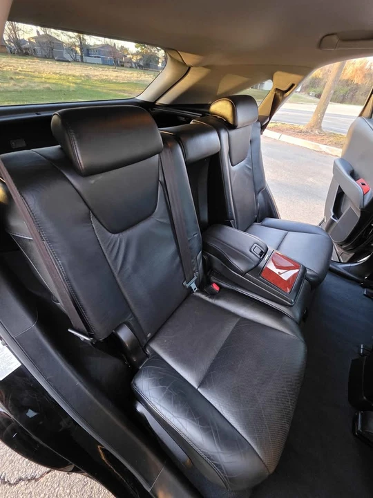2010 Lexus RX 3rd Gen - Image 11 of 20