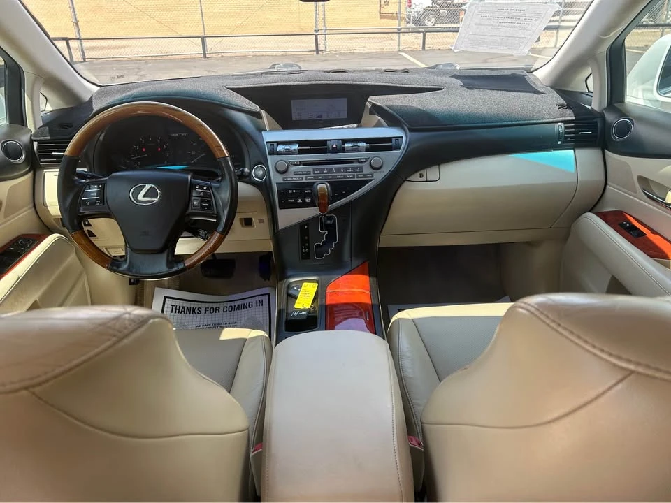 2010 Lexus RX 3rd Gen - Image 7 of 9