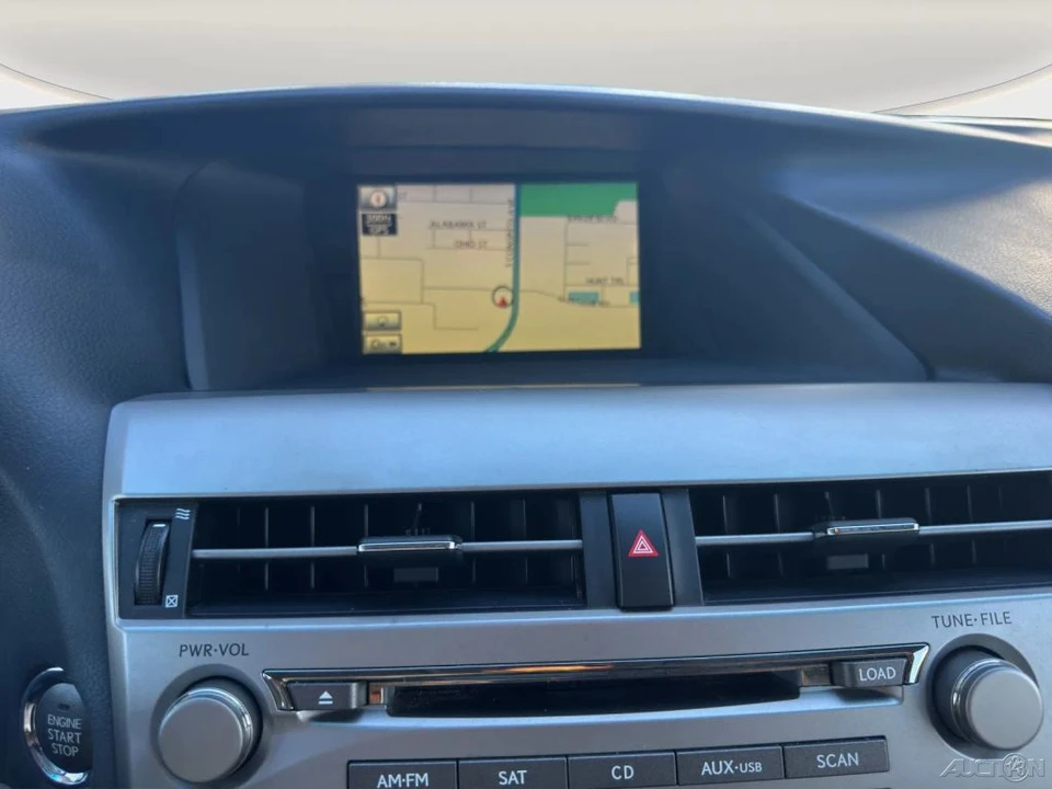 2010 Lexus RX 3rd Gen - Image 17 of 21