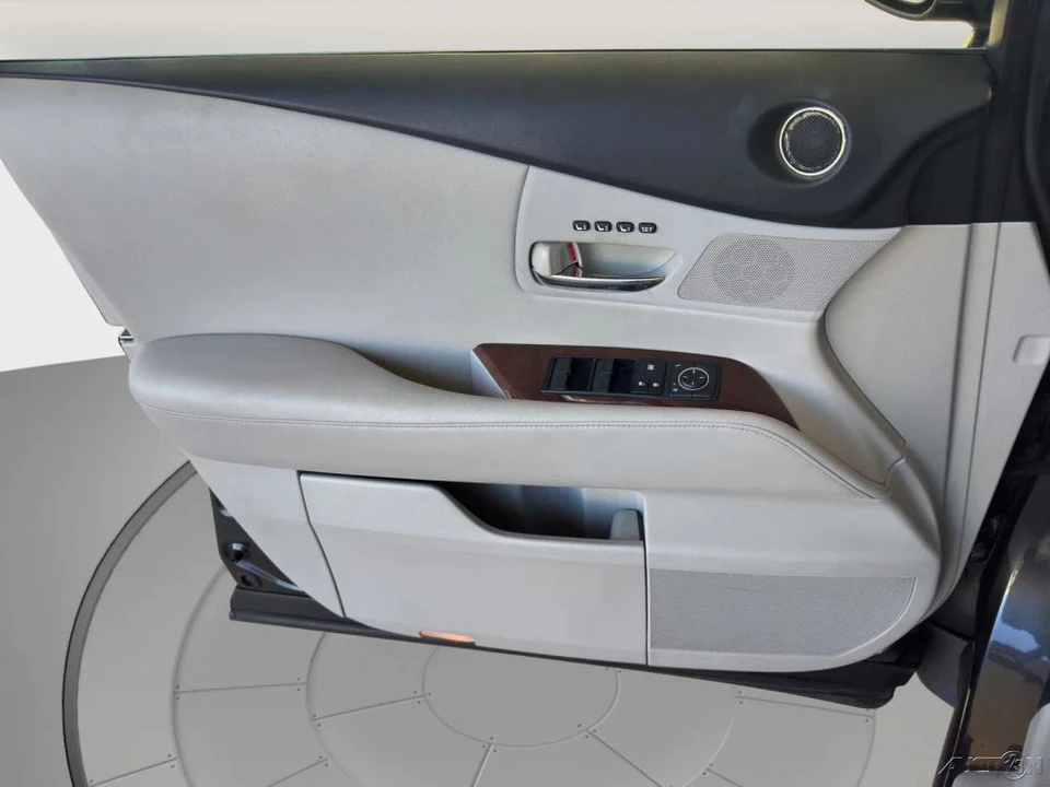 2010 Lexus RX 3rd Gen - Image 13 of 21