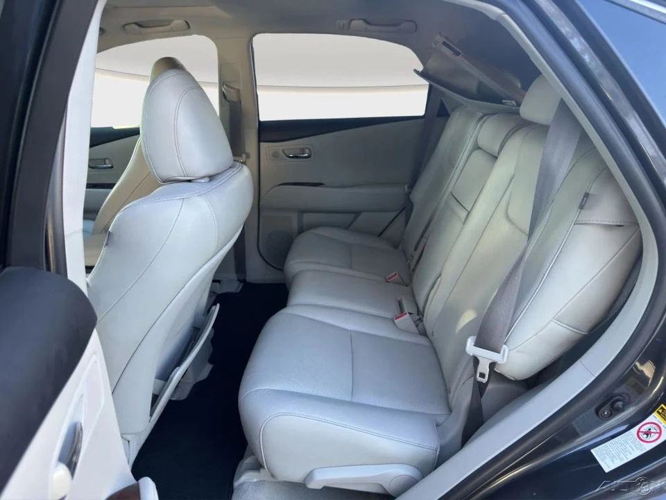 2010 Lexus RX 3rd Gen - Image 14 of 21