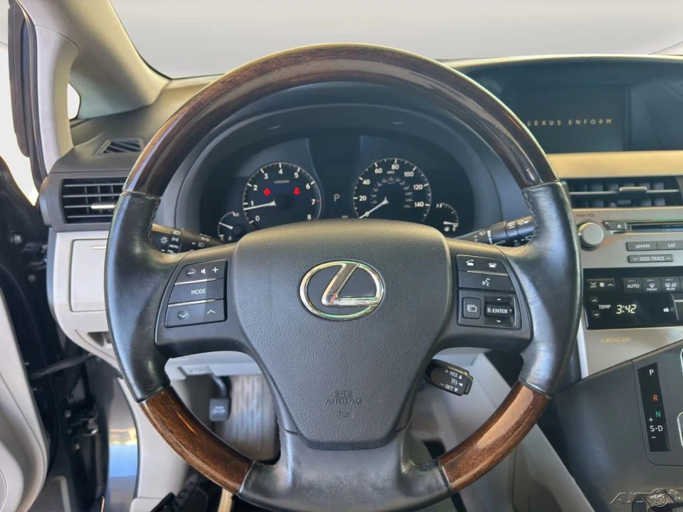 2010 Lexus RX 3rd Gen - Image 9 of 21
