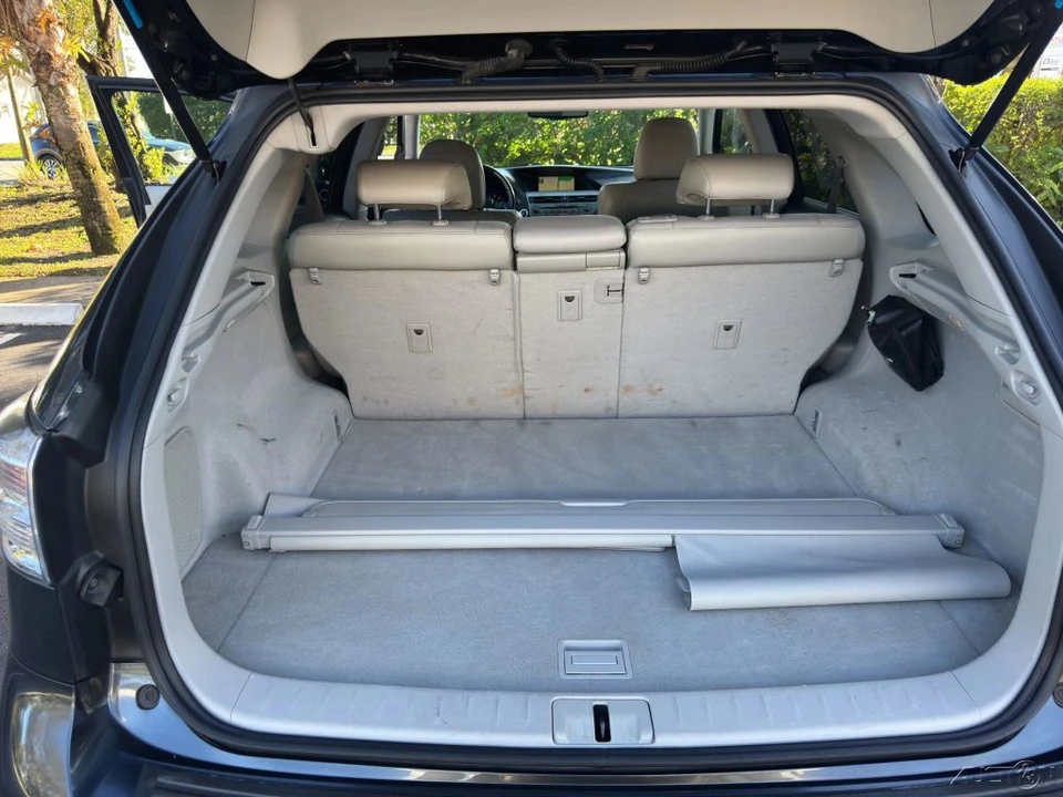 2010 Lexus RX 3rd Gen - Image 21 of 21