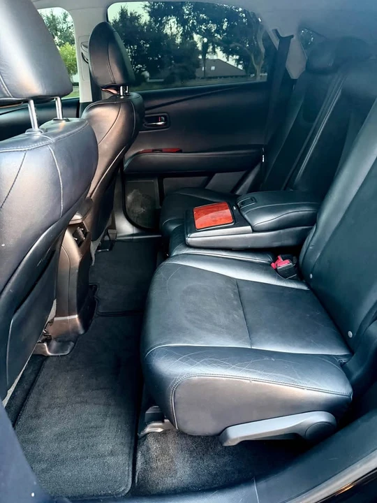 2010 Lexus RX 3rd Gen - Image 5 of 16