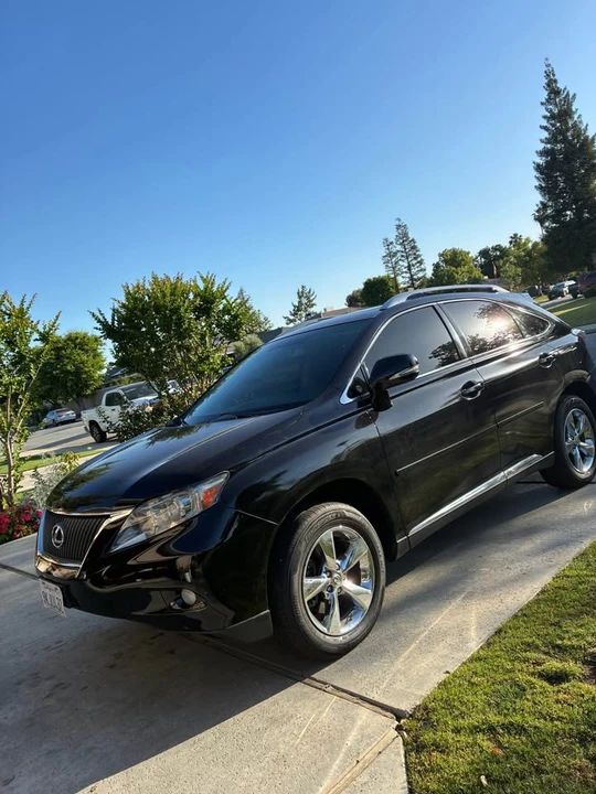 2010 Lexus RX 3rd Gen - Image 13 of 16