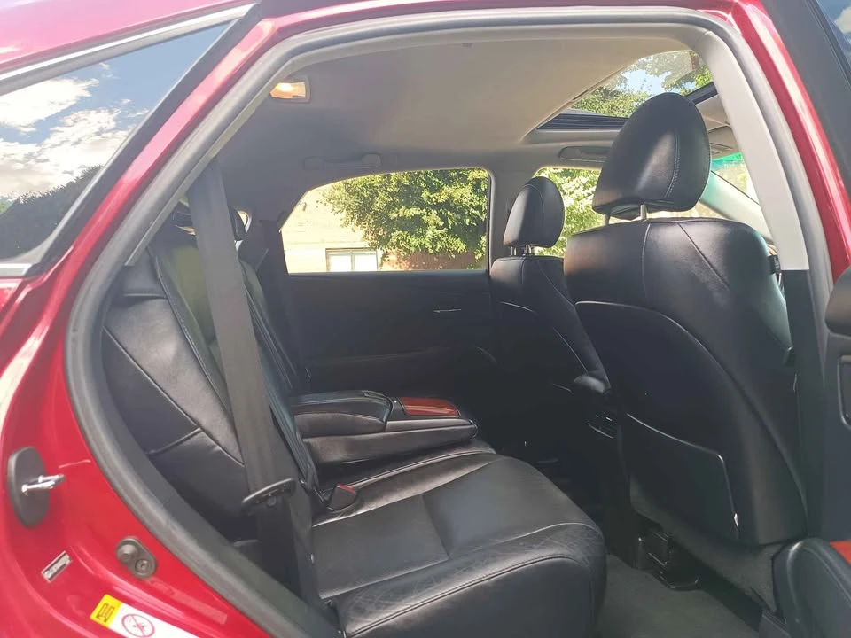 2010 Lexus RX 3rd Gen - Image 12 of 20