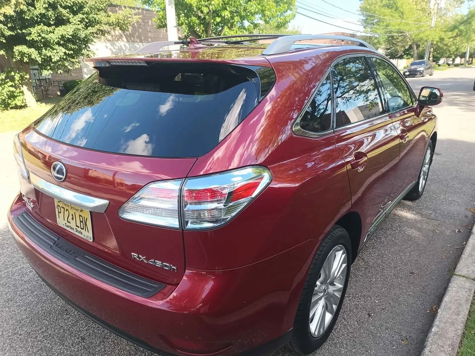 2010 Lexus RX 3rd Gen - Image 8 of 20