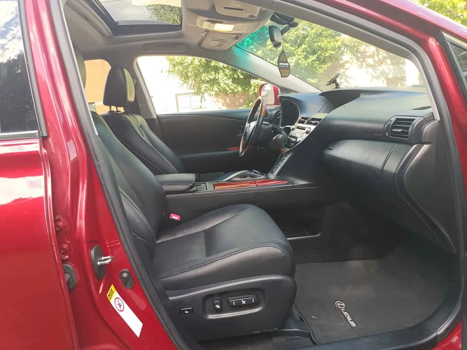 2010 Lexus RX 3rd Gen - Image 13 of 20